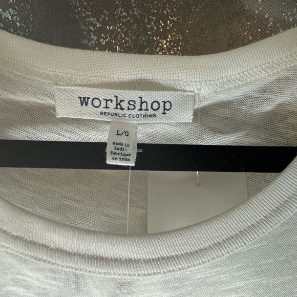 “KINDNESS IS THE ONLY WAY FORWARD” Shirt - Picture 2 of 2